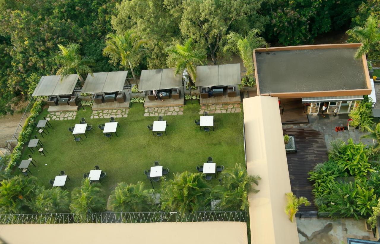 Kiriri Garden Hotel Buyumbura Exterior foto